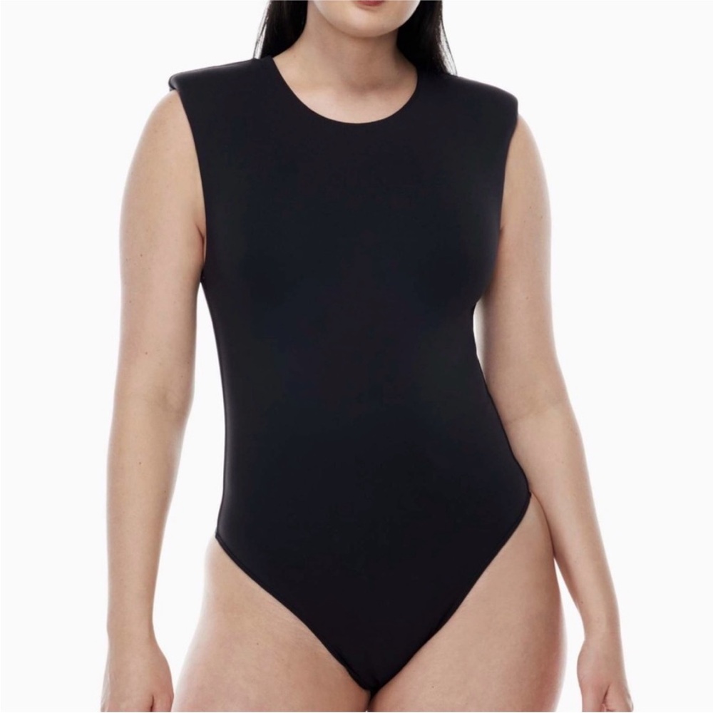 nwot Babaton shoulder pad contour bodysuit M